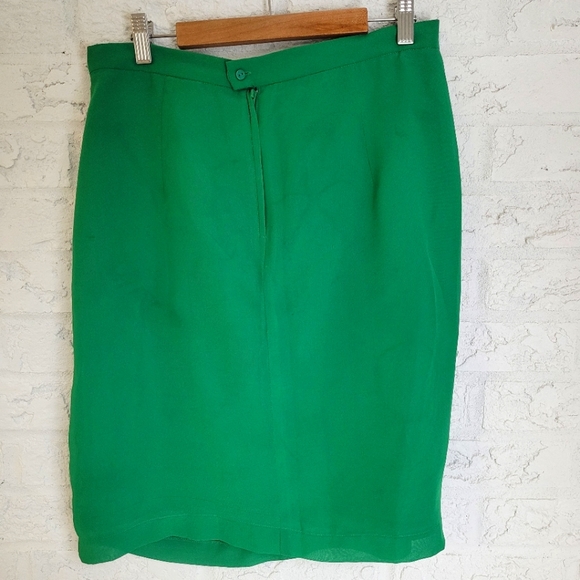 Cynthia Rowley Emerald Green Twist Front Skirt with Pockets - Picture 6 of 11